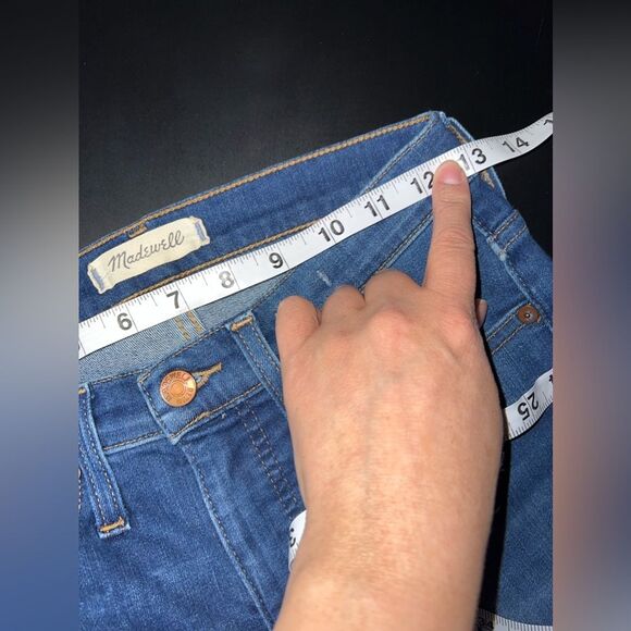 Madewell Cali Demi-Boot Jeans Medium Wash Size 25P EUC - Picture 7 of 9